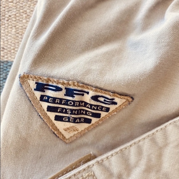 Men’s Columbia XL PFG Shorts Fishing Beige Cargo Utility Shorts Mesh Pockets XL - Picture 7 of 15